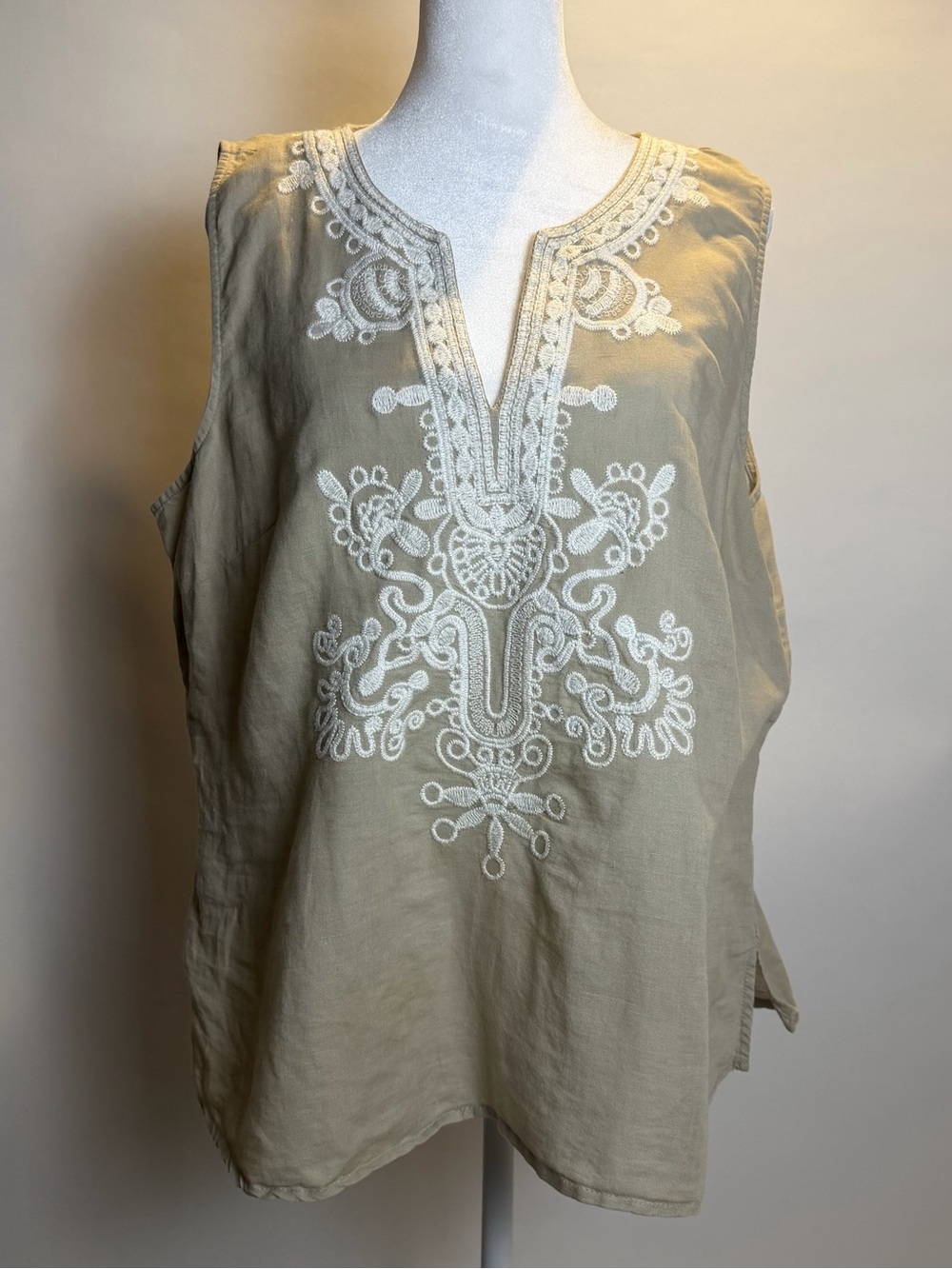 Embroidered Linen Blend Sleeveless Tunic Blouse - Beige
